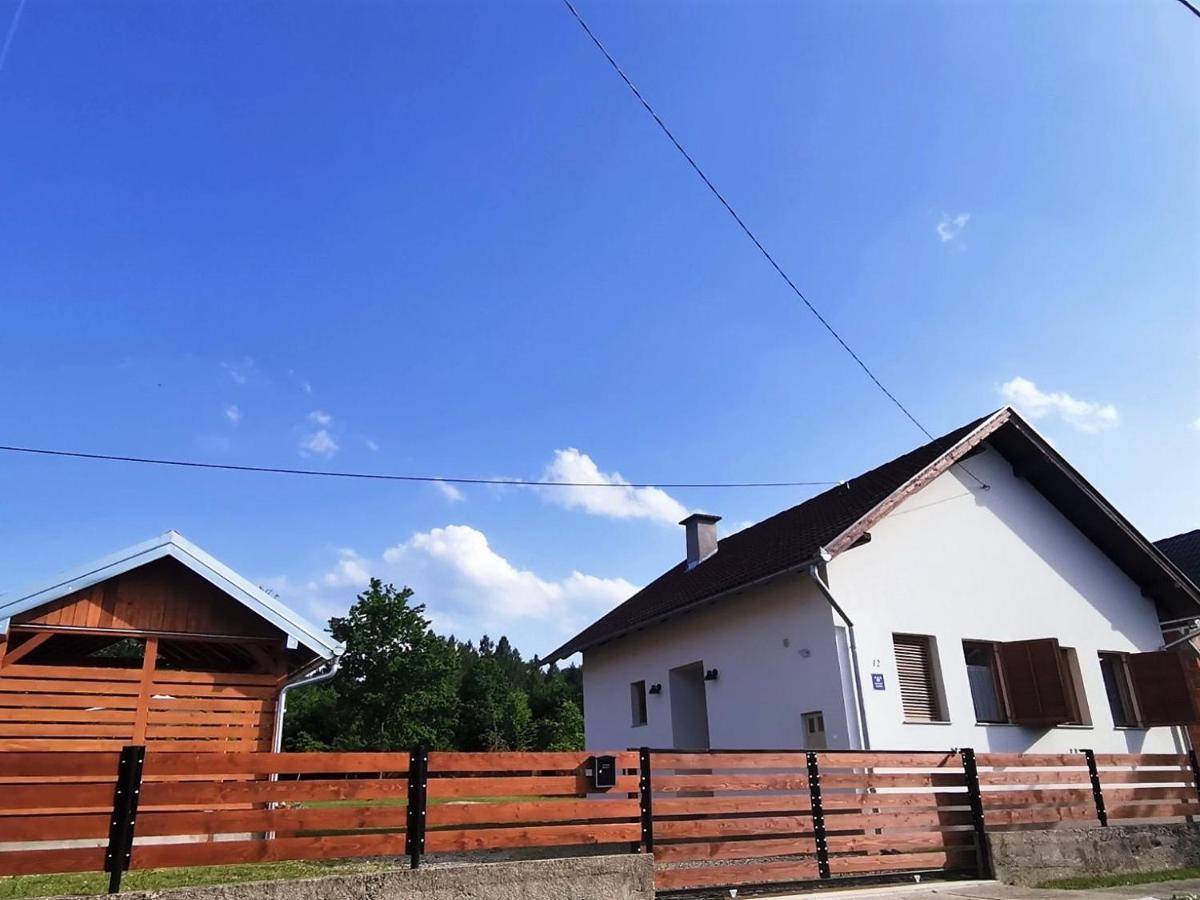 Holiday Home Little House On Papuk Slatinski Drenovac Exterior foto